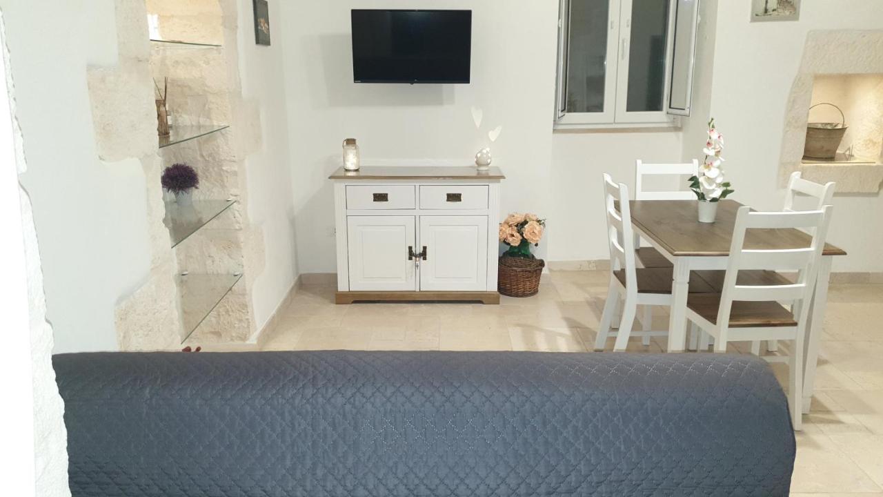 Trudy'S Home Остуни Екстериор снимка