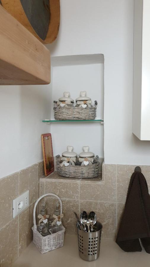 Trudy'S Home Остуни Екстериор снимка